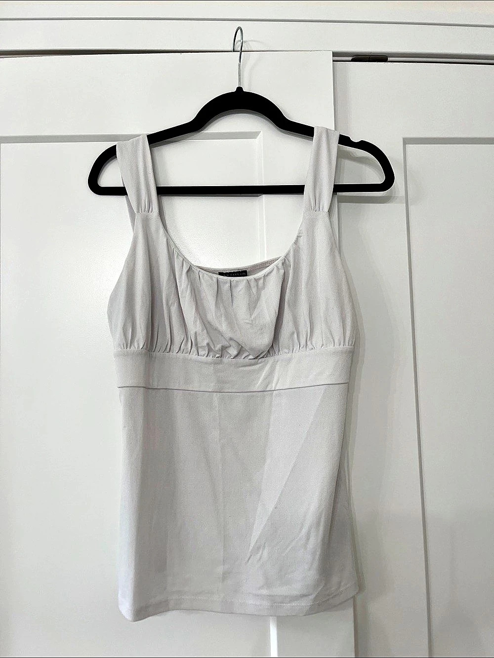 Ann Taylor Tank Top in White Size Larg